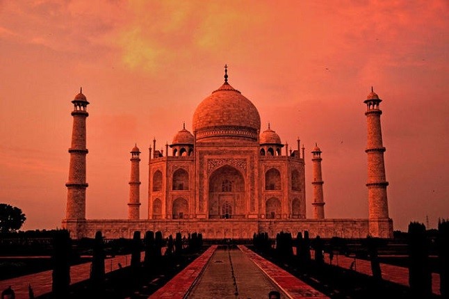 Taj_Mahal_at_its_best
